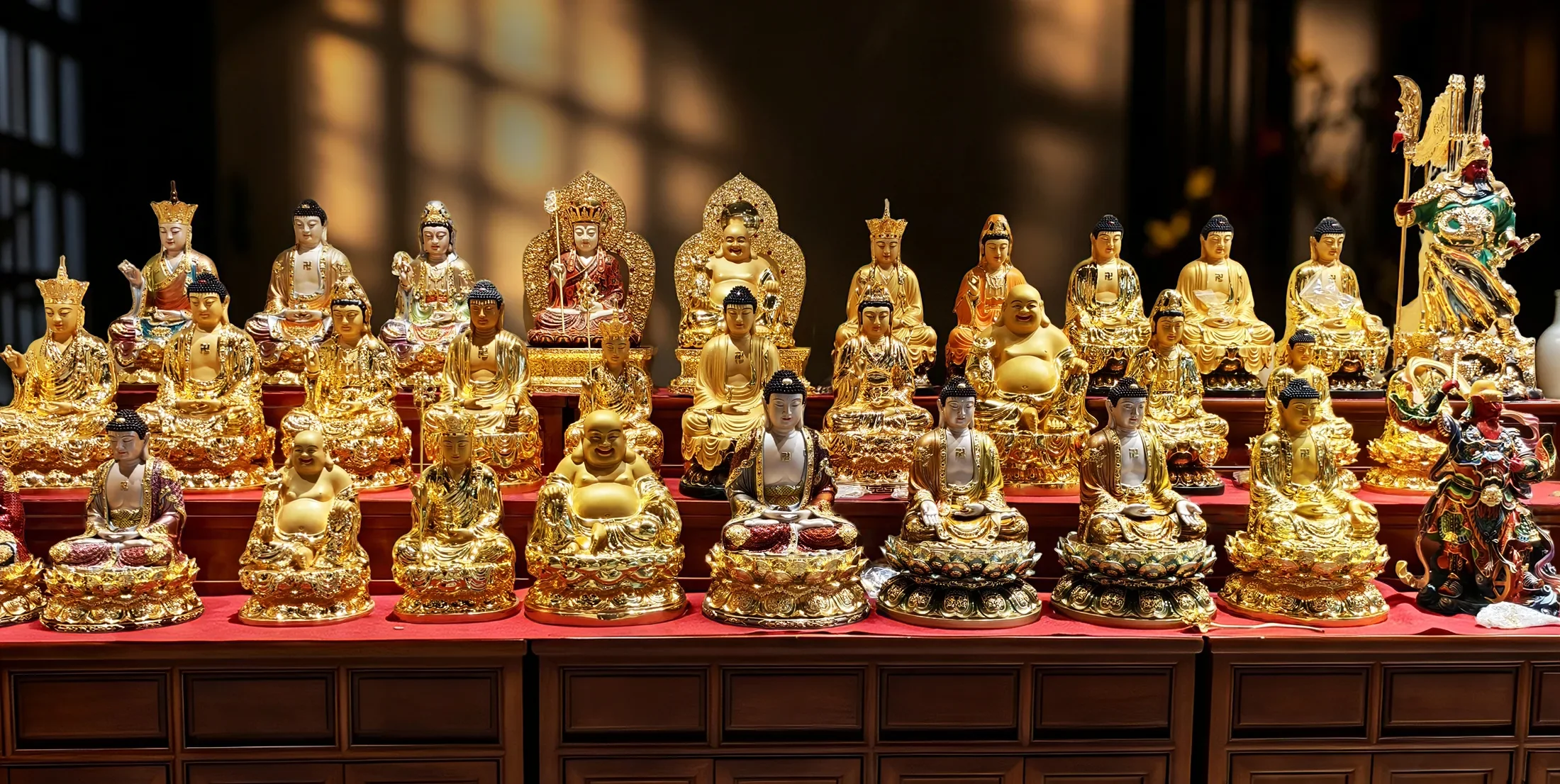 Fábrica de estátua de Buda de latão personalizada na China